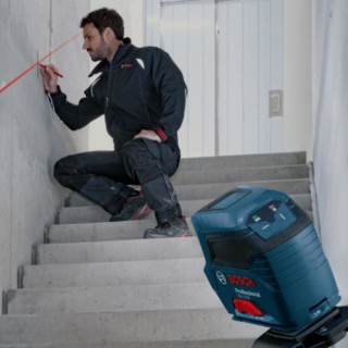 BOSCH laserski nivelir GLL 2-10 